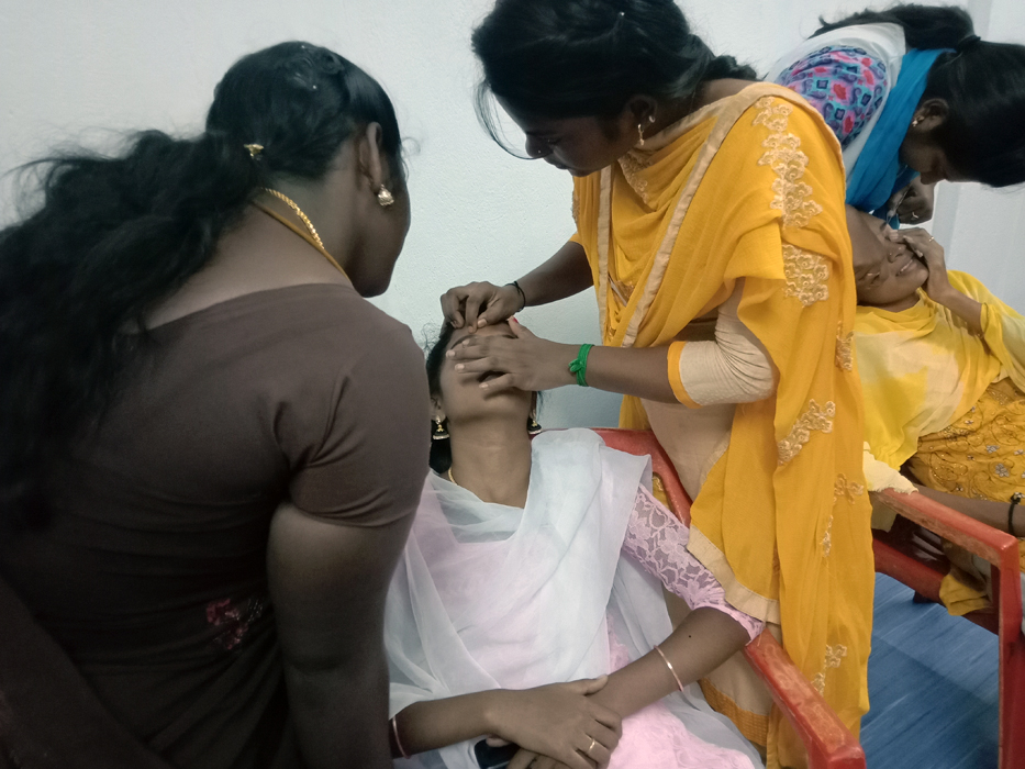 Skill Training - Women Carrier Beautician Training